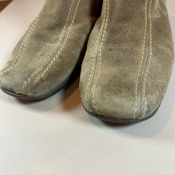 La Canadienne Braydon Tan Suede Boots Booties Wedge Flat Slouch 9 9M - Picture 8 of 10
